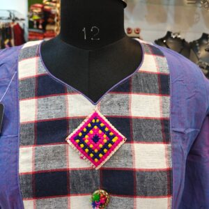 Casual wear short kurti suitable for all ages. Matches with pants, jeans, casual skirts, plazo etc. 3 quarter sleeve.